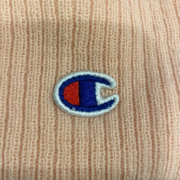 Champion pink beanie - Picture 2 of 2